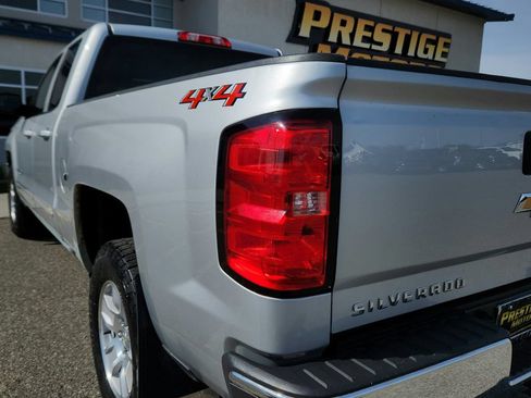 Used 2018 Chevrolet Silverado 1500 LT w/ Trailering Package AWD/4WD image 11