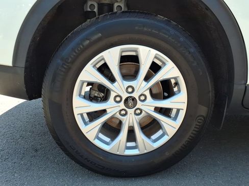 Used 2023 Ford Escape Active w/ Tech Pack #1 AWD/4WD image 10