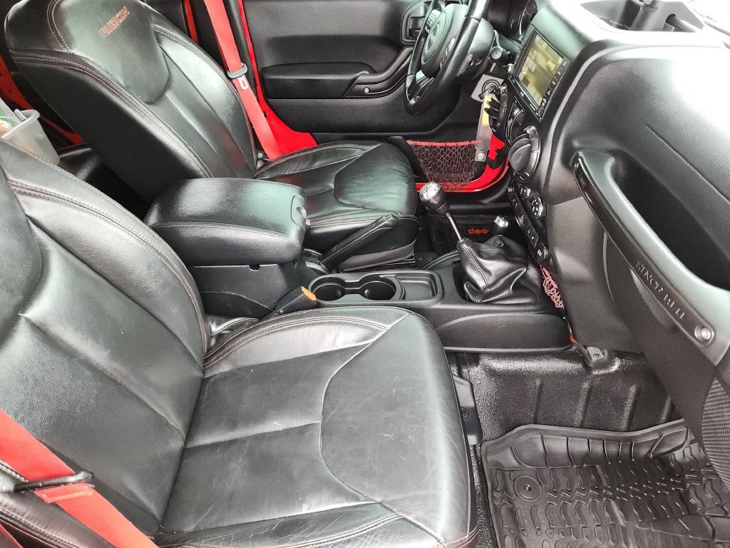 Used 2017 Jeep Wrangler Unlimited Rubicon AWD/4WD image 24