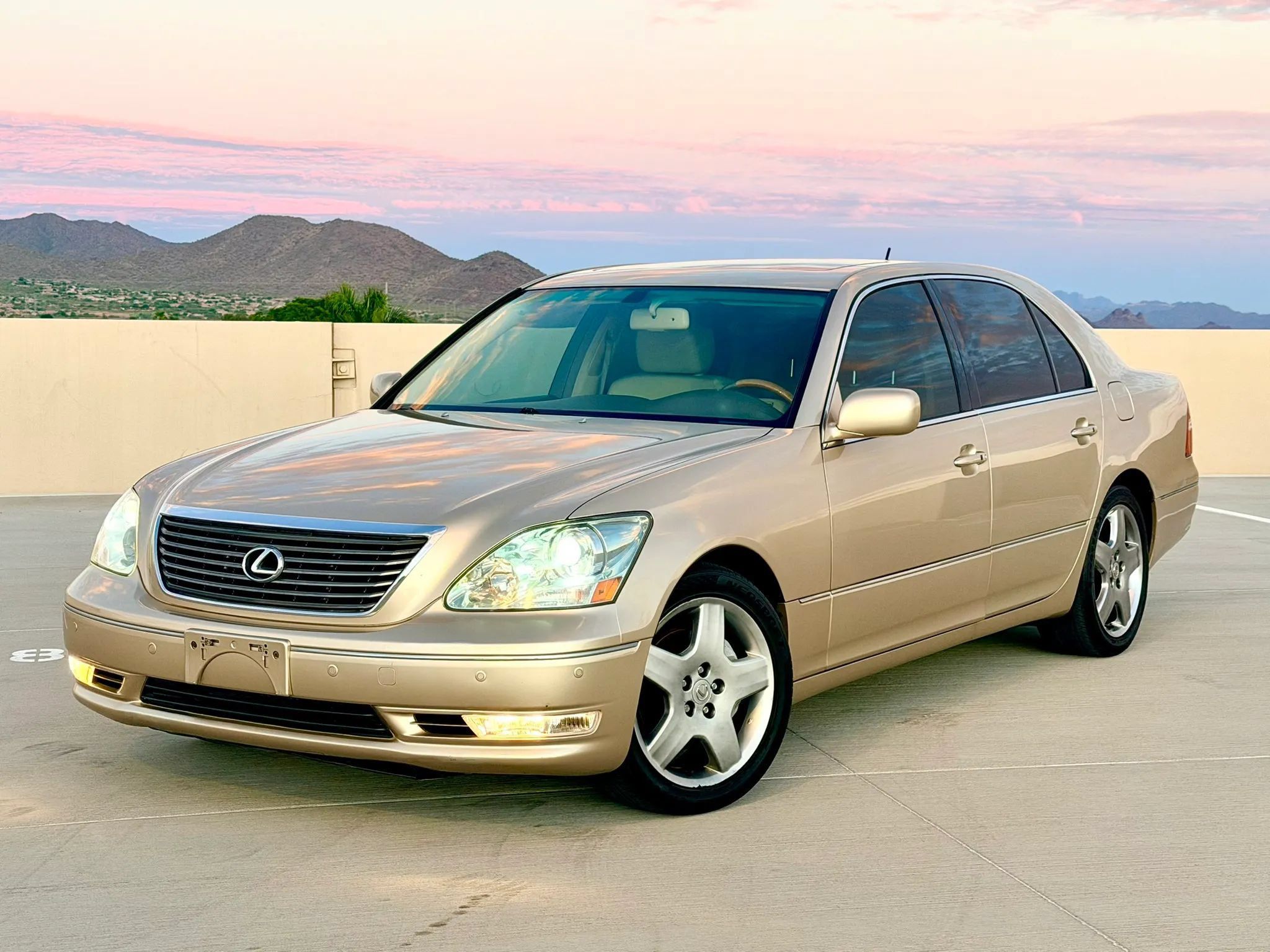 Used 2006 Lexus LS 430 RWD image 5