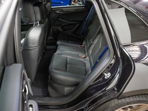 Used 2024 Porsche Macan S image 22