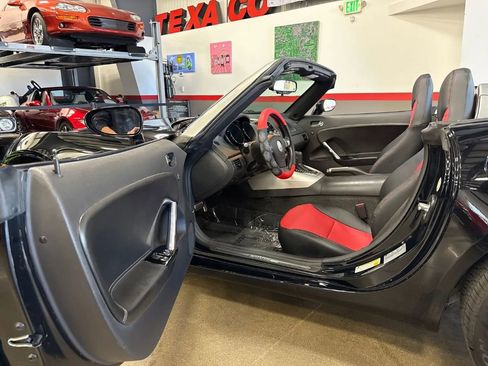 Used 2008 Saturn Sky Red Line image 8