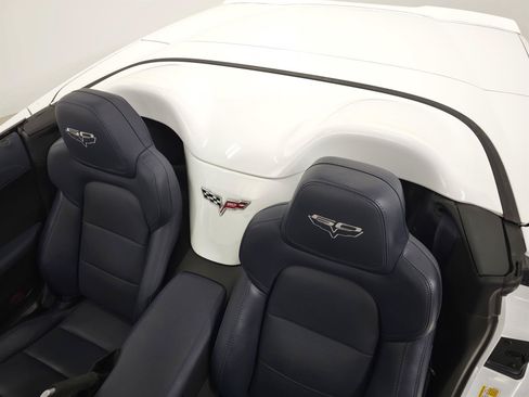 Used 2013 Chevrolet Corvette 427 w/ 1SC Preferred Equipment Group RWD image 30