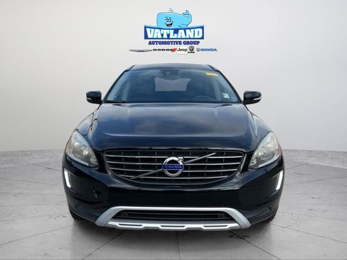 Used 2017 Volvo XC60 T5 Dynamic w/ Preferred Option Package image 32