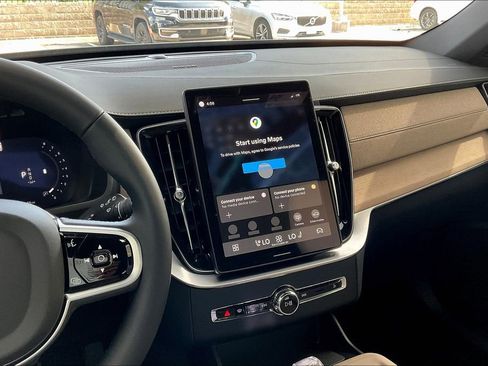 New 2026 Volvo XC90 B6 Plus w/ Protection Package Premier image 18