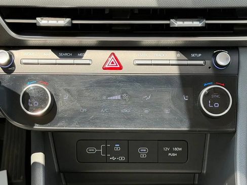 Used 2025 Hyundai Sonata SEL FWD image 23
