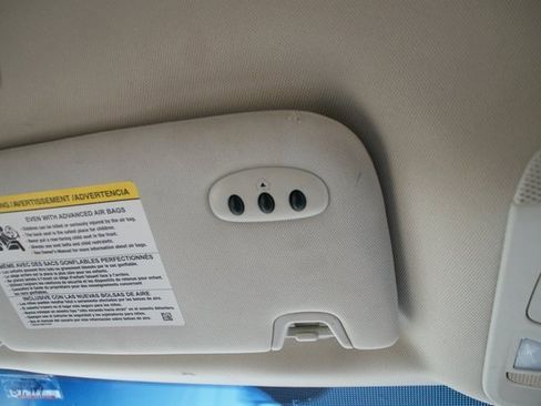 Used 2020 Ford Edge Titanium image 23