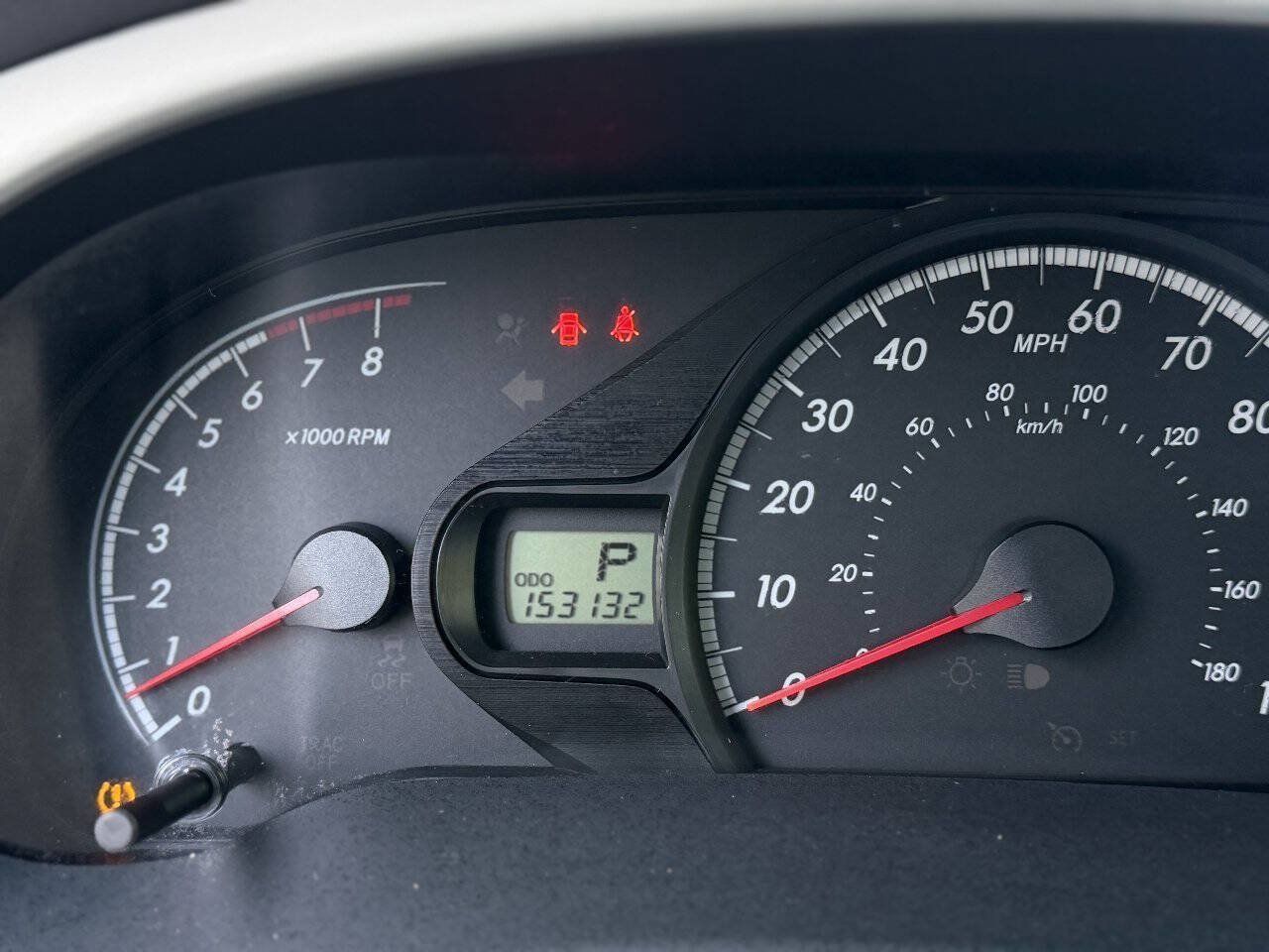 Used 2011 Toyota Sienna LE w/ Towing Pkg FWD image 11
