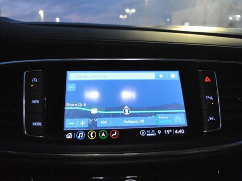 Used 2024 Buick Enclave Avenir w/ Avenir Technology Package image 27