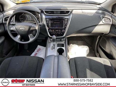 Used 2023 Nissan Murano S image 11