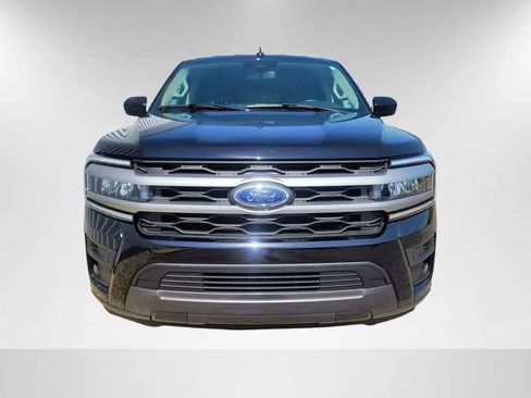 Used 2024 Ford Expedition Max XLT AWD/4WD image 2