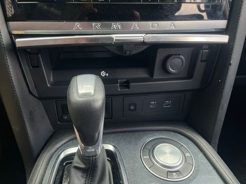 Certified 2024 Nissan Armada SV image 28