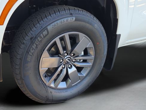 Certified 2026 Nissan Frontier SV w/ All-Weather Content Package RWD image 29