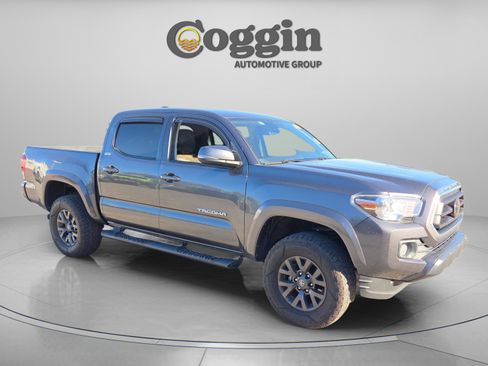 Used 2022 Toyota Tacoma image 8