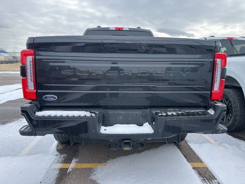 Used 2025 Ford F250 Platinum image 13