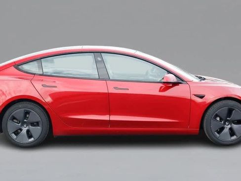Used 2021 Tesla Model 3 Long Range image 4