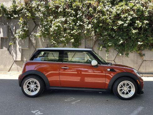 Used 2012 MINI Cooper Hardtop FWD image 4