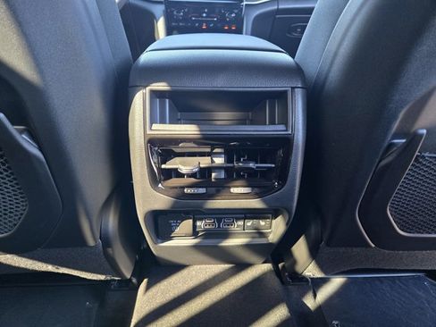 New 2025 Jeep Grand Cherokee Limited w/ Black Appearance Package RWD image 30