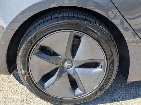 Used 2019 Tesla Model 3 Long Range image 12