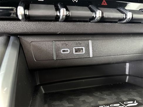 New 2025 Chevrolet Colorado Z71 w/ Technology Package image 27