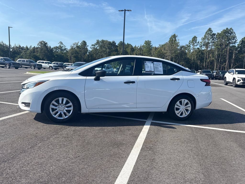 Used 2025 Nissan Versa S FWD image 6