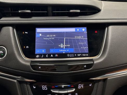 Used 2022 Cadillac XT5 Premium Luxury image 38