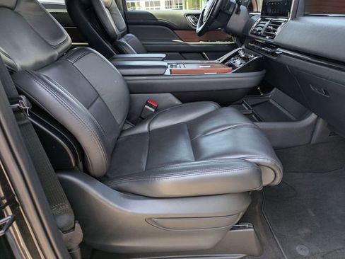 Certified 2023 Lincoln Navigator L Reserve AWD/4WD image 31