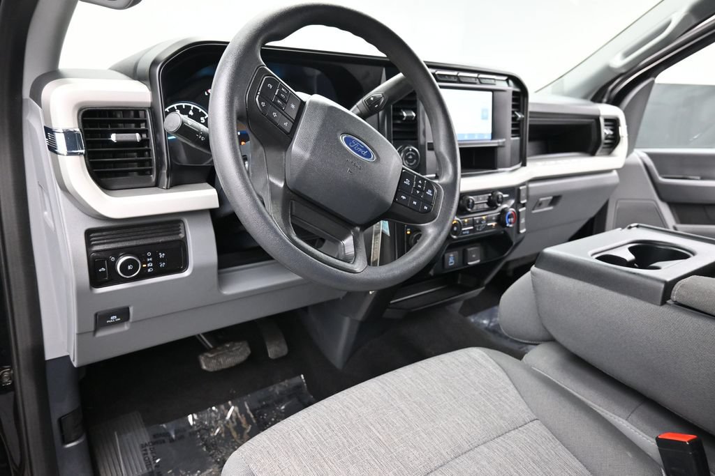 Used 2023 Ford F350 XL w/ STX Appearance Package AWD/4WD image 12