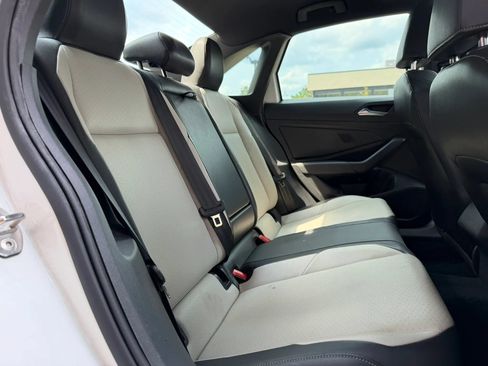 Used 2019 Volkswagen Jetta R-Line FWD image 14