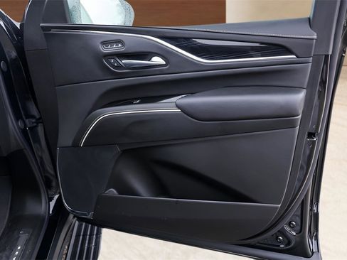 Certified 2024 Cadillac Escalade V image 29