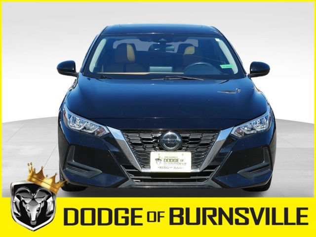 Used 2023 Nissan Sentra SV w/ SV Premium Package FWD image 2
