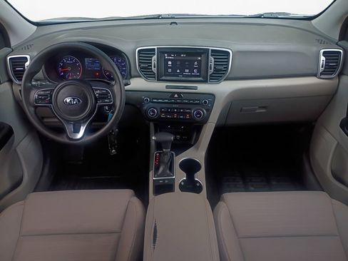 Used 2018 Kia Sportage LX w/ LX Popular Package image 20