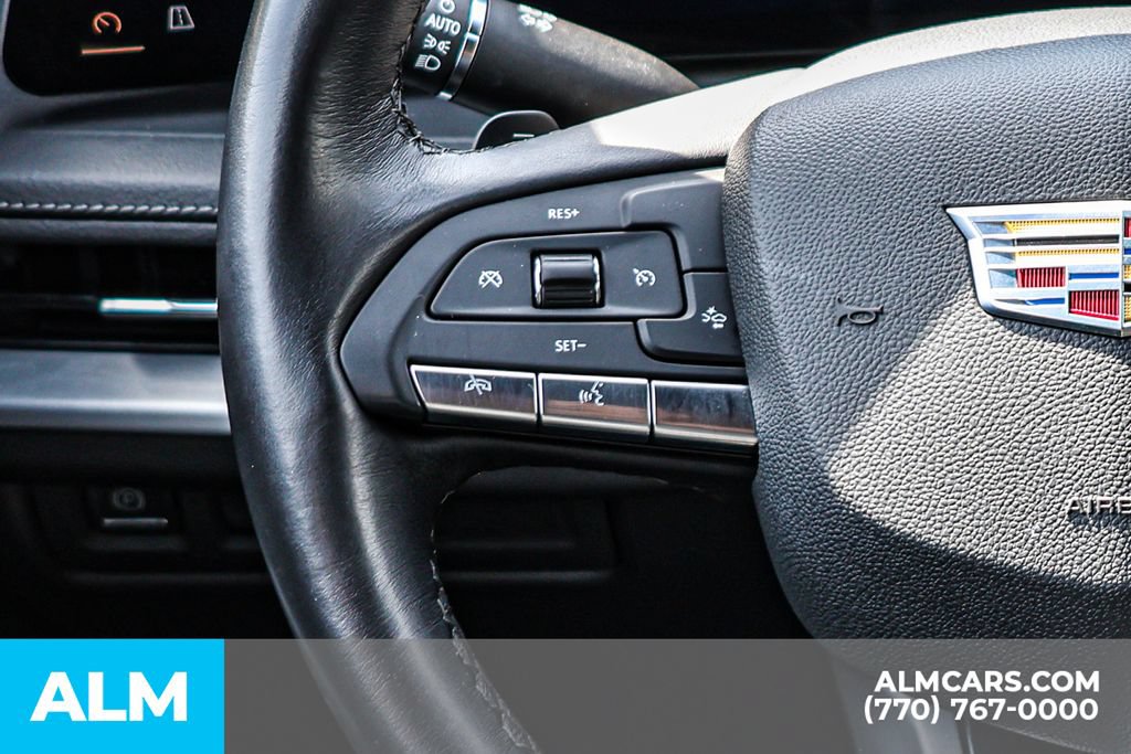 Used 2025 Cadillac XT4 Premium Luxury FWD image 34