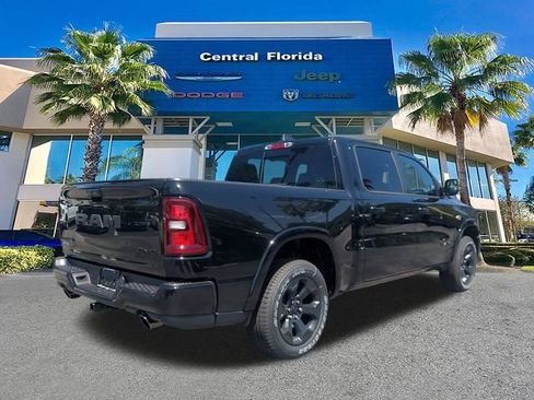 New 2026 RAM 1500 4x4 Crew Cab image 5