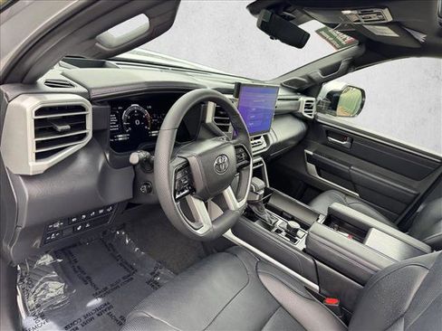 Used 2025 Toyota Sequoia Platinum image 12