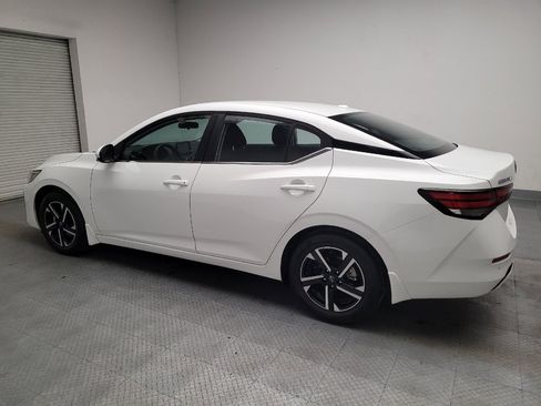 Used 2024 Nissan Sentra SV FWD image 3