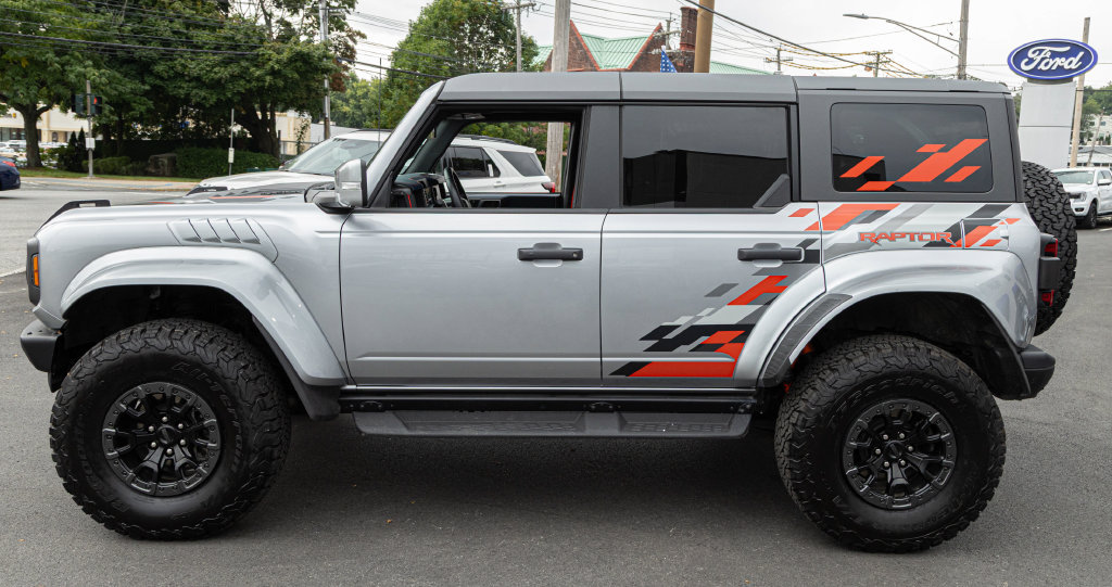 Used 2024 Ford Bronco Raptor AWD/4WD image 3