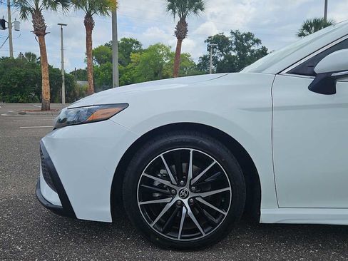 Used 2023 Toyota Camry SE AWD/4WD image 18
