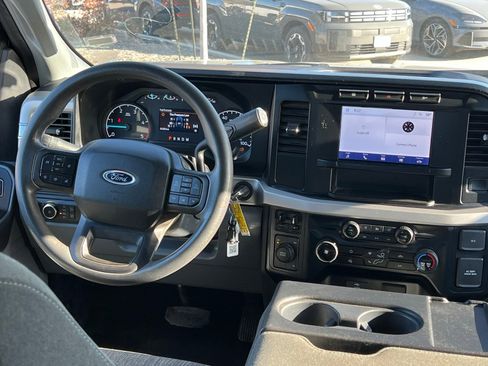 Used 2024 Ford F350 XLT image 19