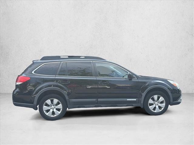 Used 2011 Subaru Outback 2.5i Limited w/ PWR Moonroof Pkg AWD/4WD image 4
