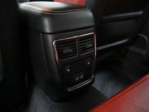 Used 2023 Dodge Charger SRT Hellcat image 27