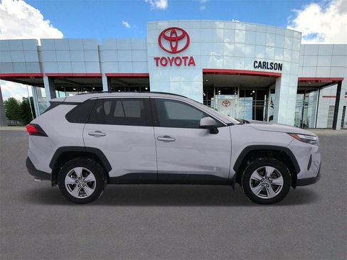 Certified 2022 Toyota RAV4 XLE image 4