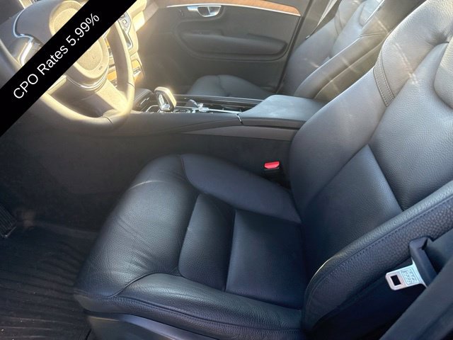Certified 2025 Volvo XC90 B6 Plus AWD/4WD image 18