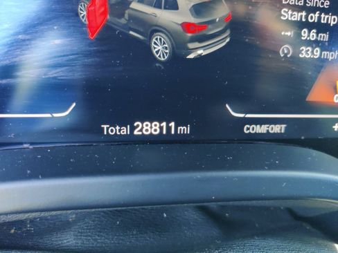 Used 2024 BMW X3 sDrive30i w/ Premium Package RWD image 9
