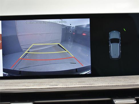 Used 2025 Genesis GV80 2.5T Select image 6