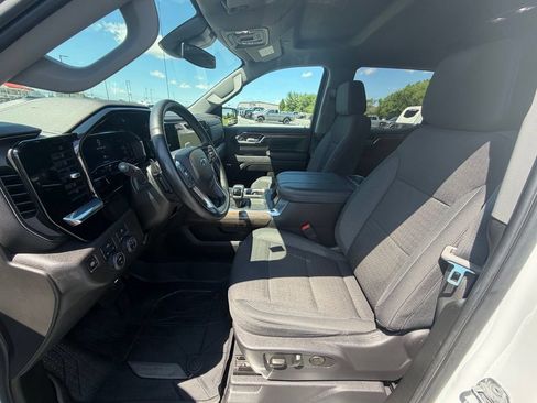 Used 2024 Chevrolet Silverado 1500 RST w/ Redline Edition AWD/4WD image 2