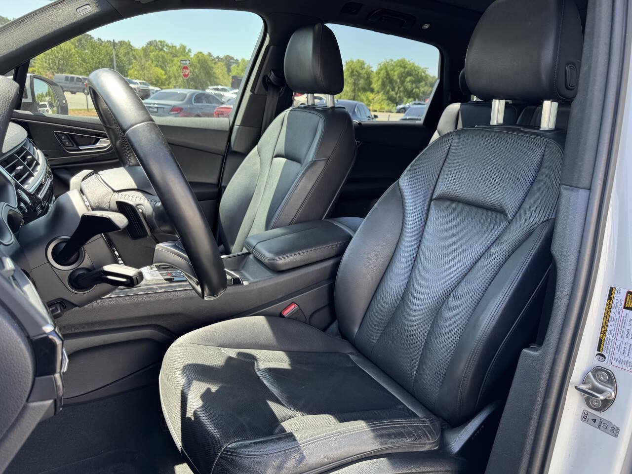 Used 2017 Audi Q7 2.0T Premium Plus w/ Premium Plus Package AWD/4WD image 9