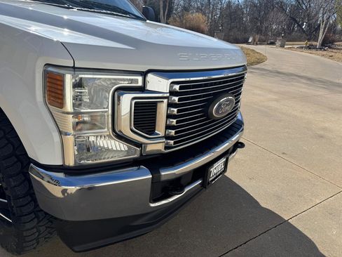 Used 2020 Ford F350 XLT image 32