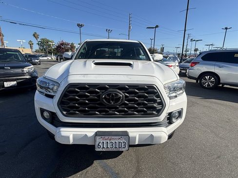 Used 2021 Toyota Tacoma TRD Sport w/ Technology Package RWD image 11