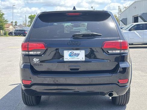 Used 2020 Jeep Grand Cherokee Altitude image 4